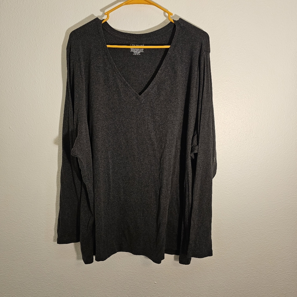 26/28W Lane Bryant Charcoal V Neck Long Sleeve Tshirt